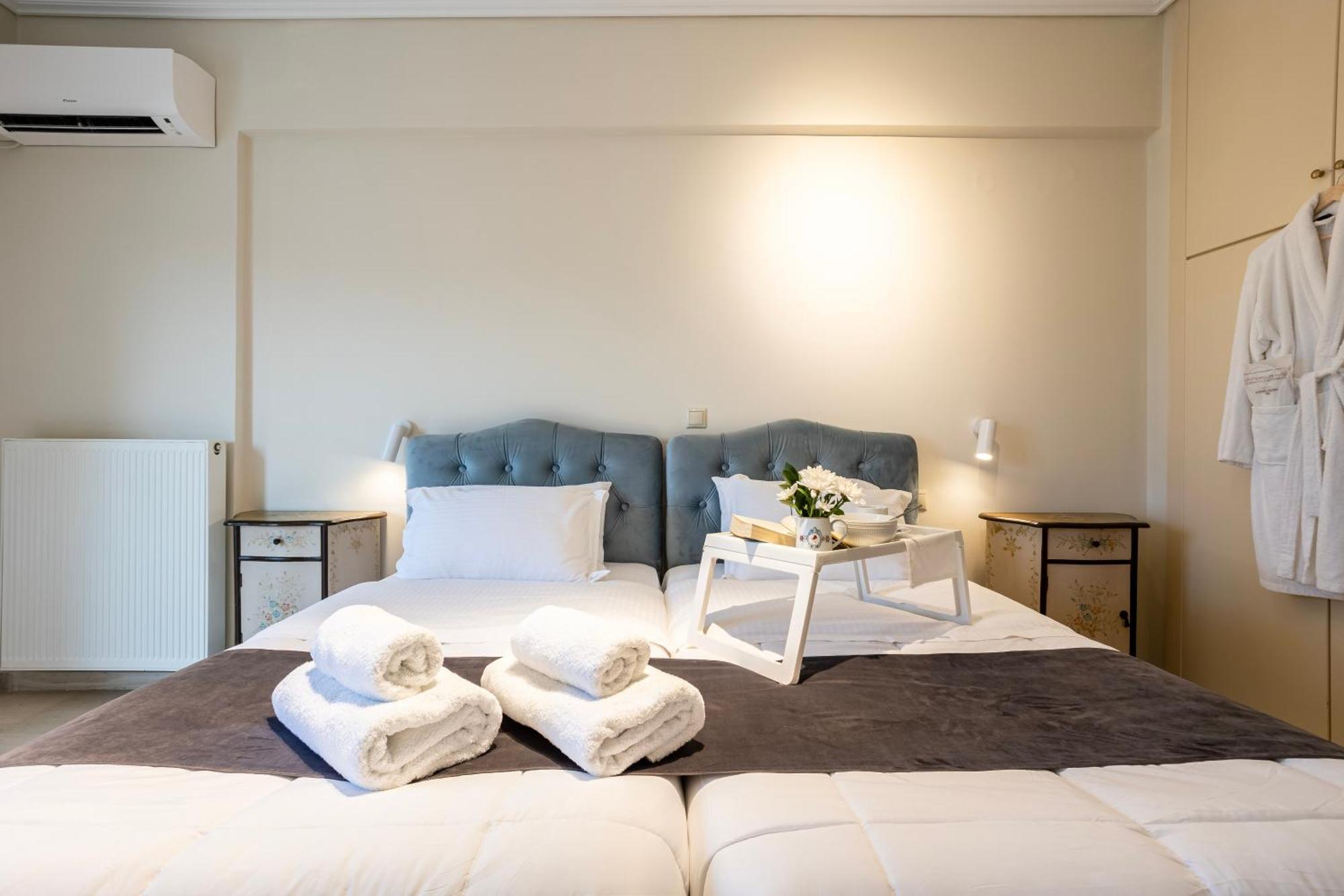 Villy'S Comfort Zone Apartments 卡拉马塔 外观 照片