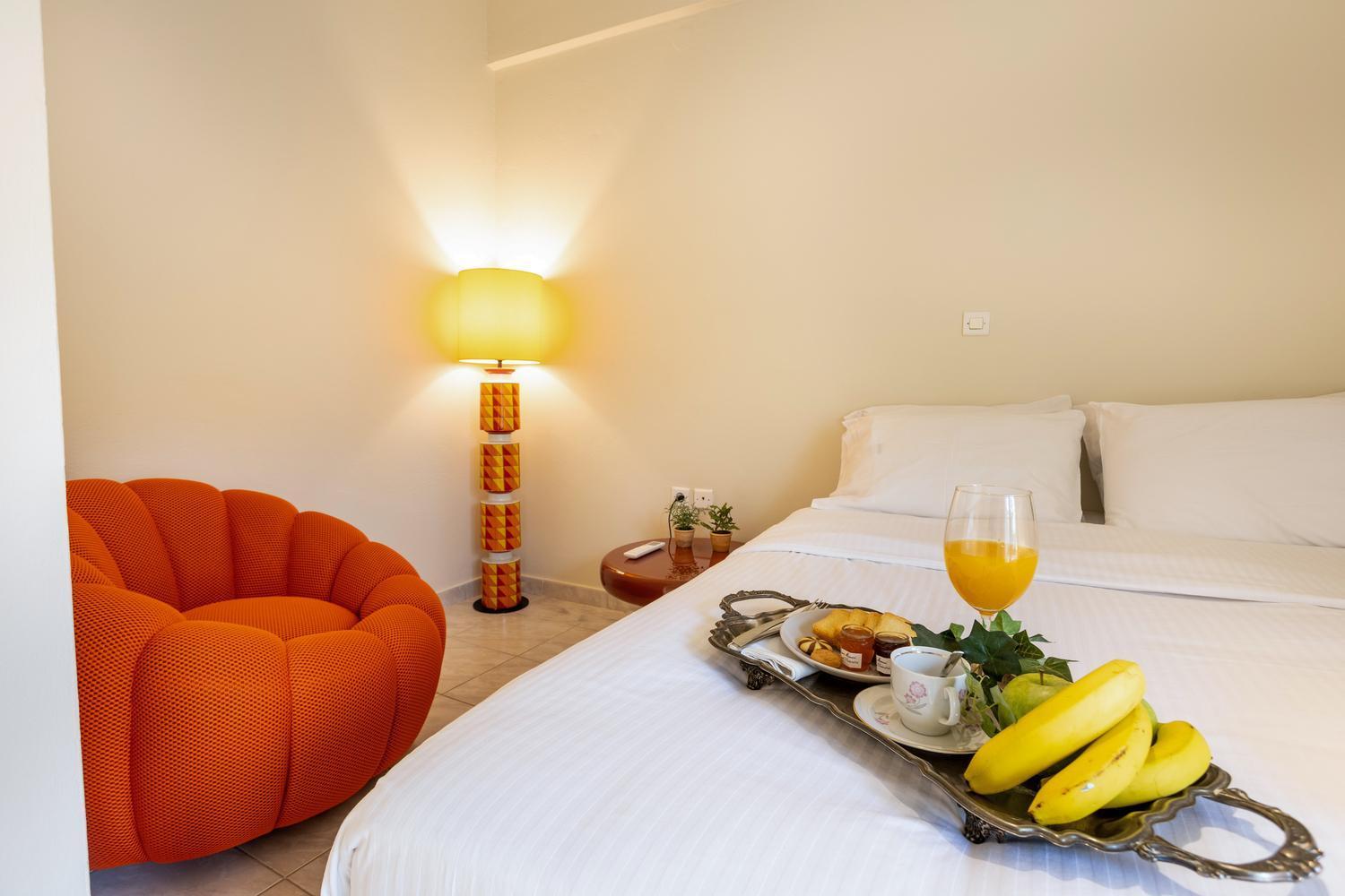 Villy'S Comfort Zone Apartments 卡拉马塔 外观 照片